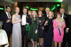 o_1dftkehe045q1uh11grt1u0tgfo14