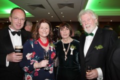 o_1dftkehe21710erj1s3t113e1ddi1c